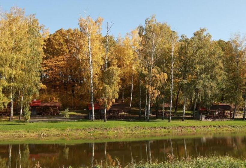 Hotel садиба березино