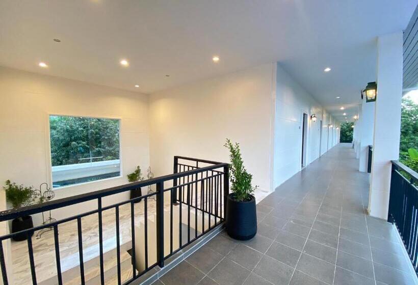 Motel บ้านสวนสมบูรณ์