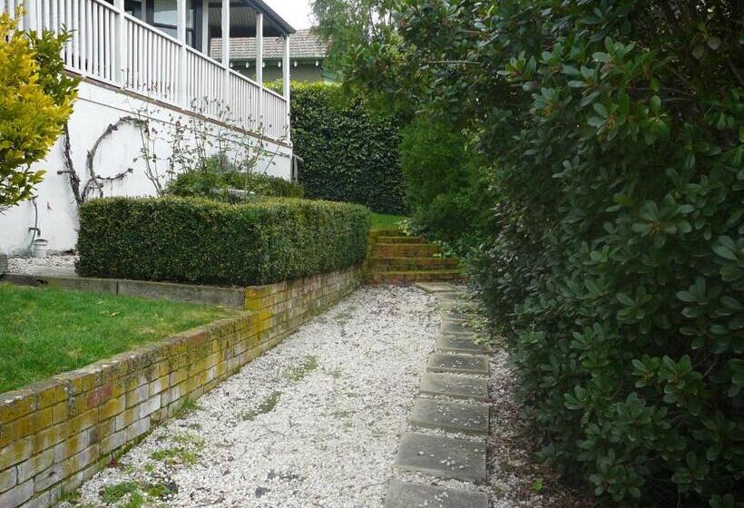 Nelson Heights Bed & Breakfast