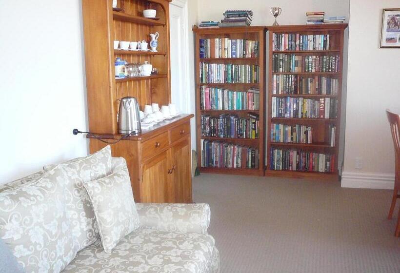 Nelson Heights Bed & Breakfast