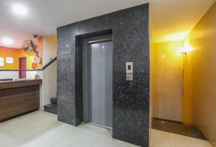 Hotel Collection O Mamieyaar Veedu