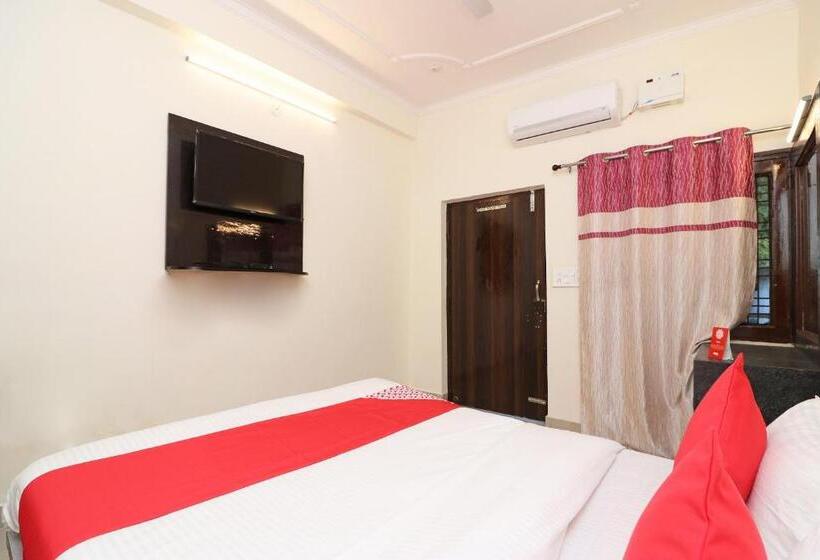 Oyo Dev Hills Hotels & Resorts