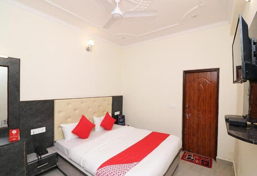 Oyo Dev Hills Hotels & Resorts