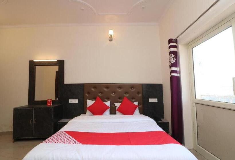 Oyo Dev Hills Hotels & Resorts