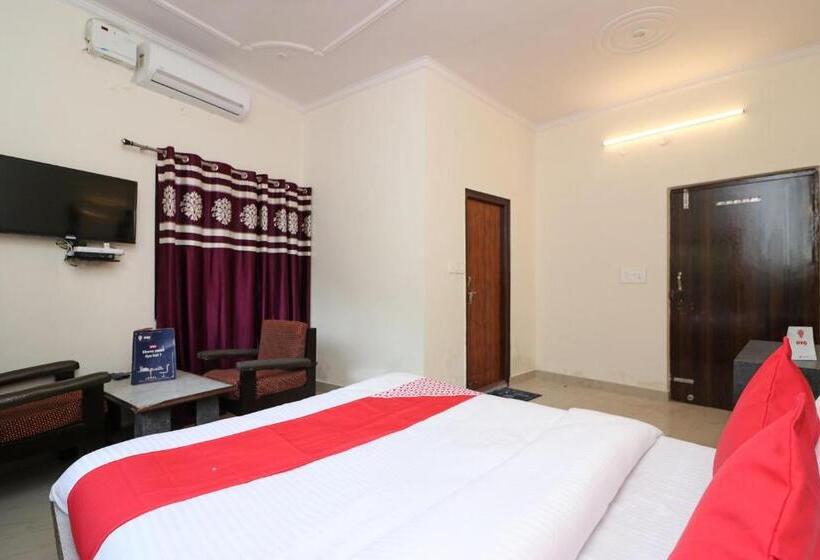 Oyo Dev Hills Hotels & Resorts