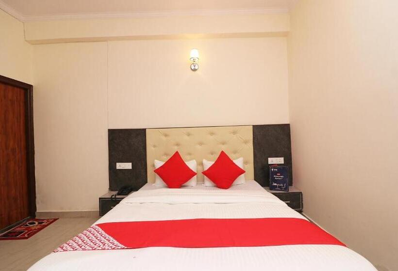 Oyo Dev Hills Hotels & Resorts