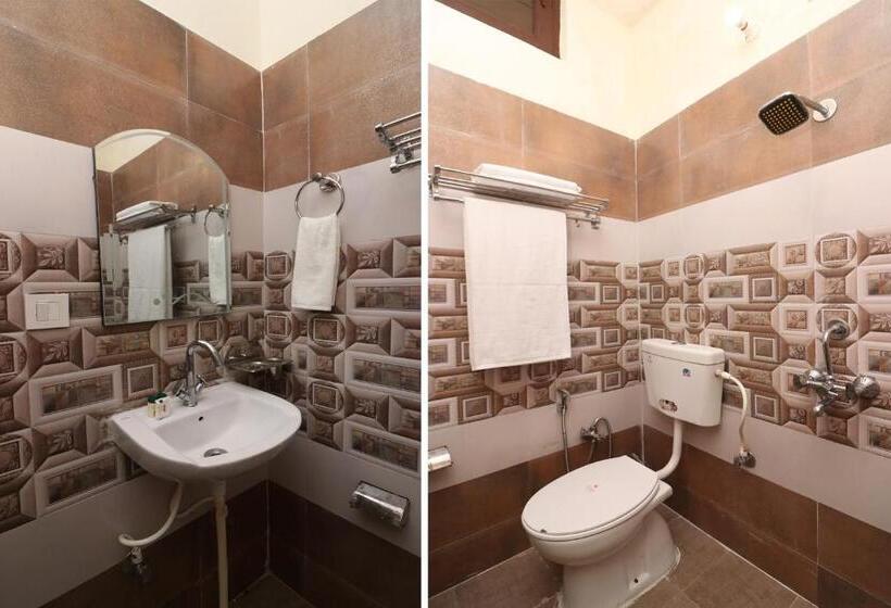 Oyo Dev Hills Hotels & Resorts