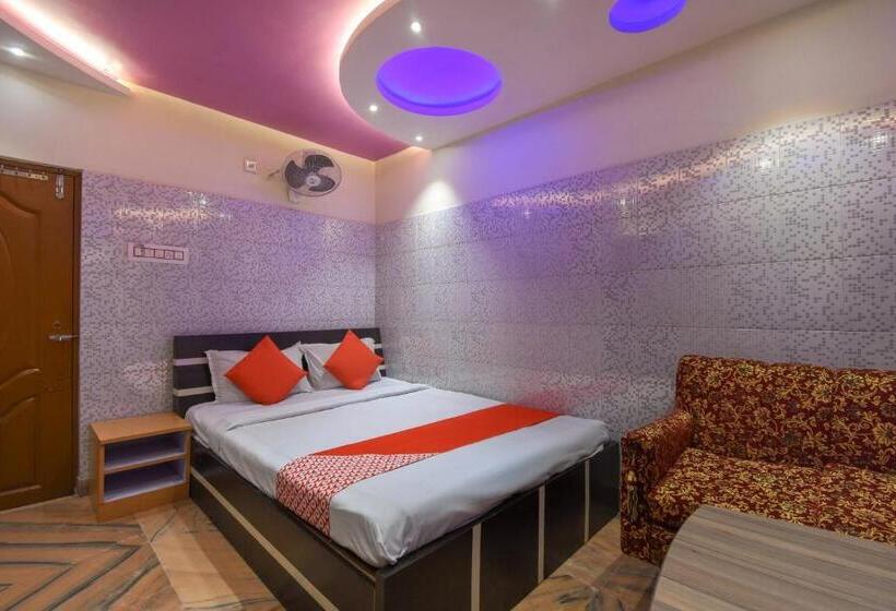 Oyo Flagship Hotel Gour