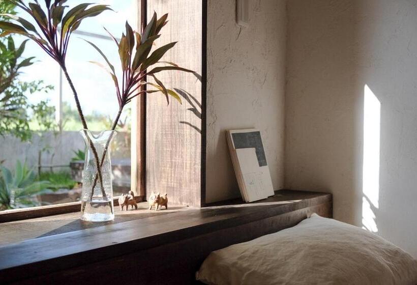 Pensión 姉と弟の家