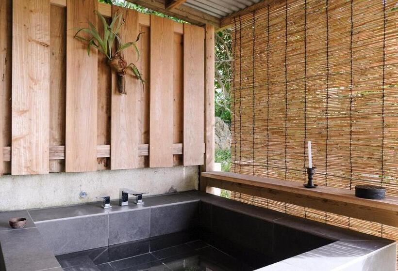 Pensión 姉と弟の家