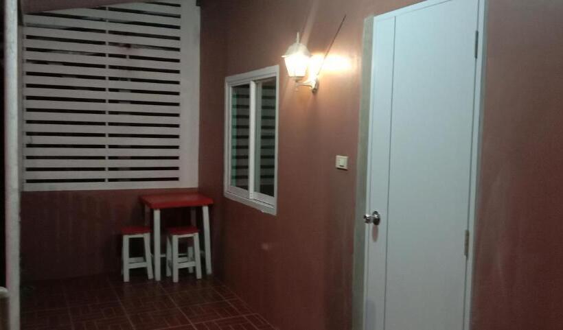 Пансион Baan I Mhok Suanphueng