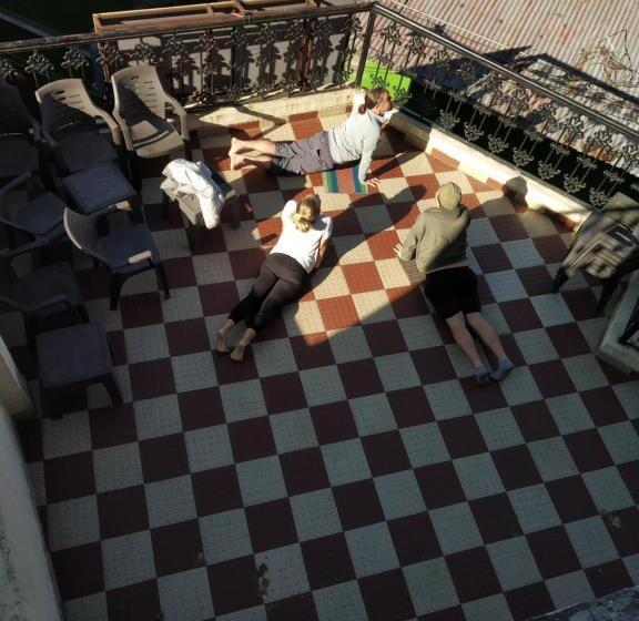 膳宿费 Basant Watika