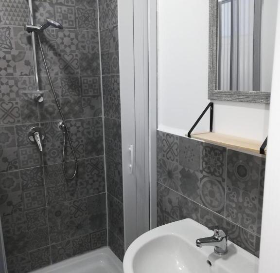 膳宿费 Binario 31