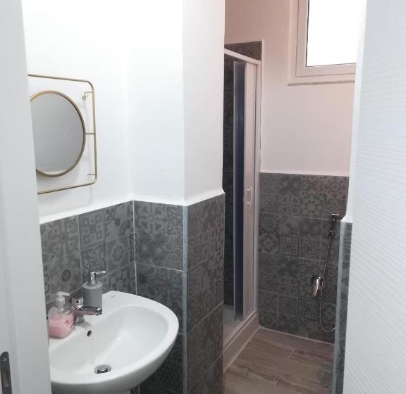 膳宿费 Binario 31