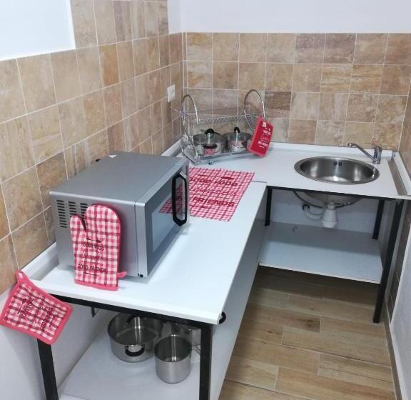 膳宿费 Binario 31