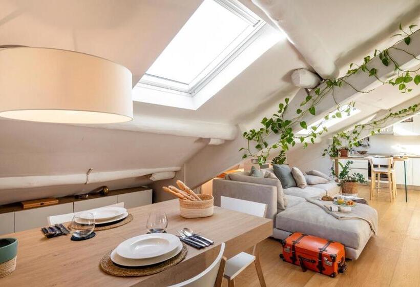 پانسیون Bright Attic And Studio In The Heart Of Milan