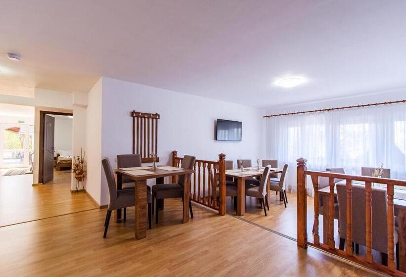 Пансион Casa Arbo