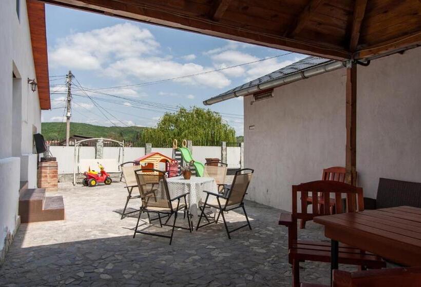 Пансион Casa Arbo