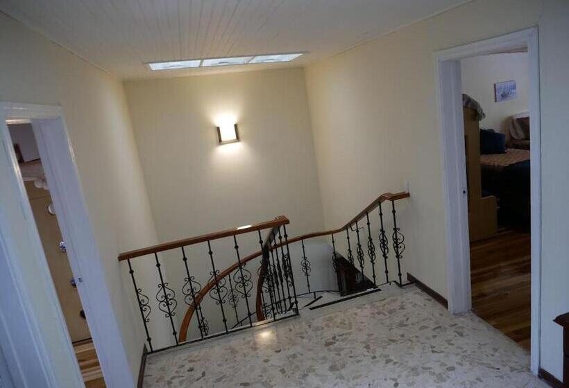 פנסיון Casa Hostal Sweet Home