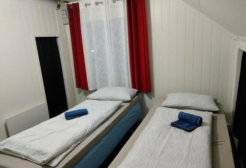 펜션 Central Apartament