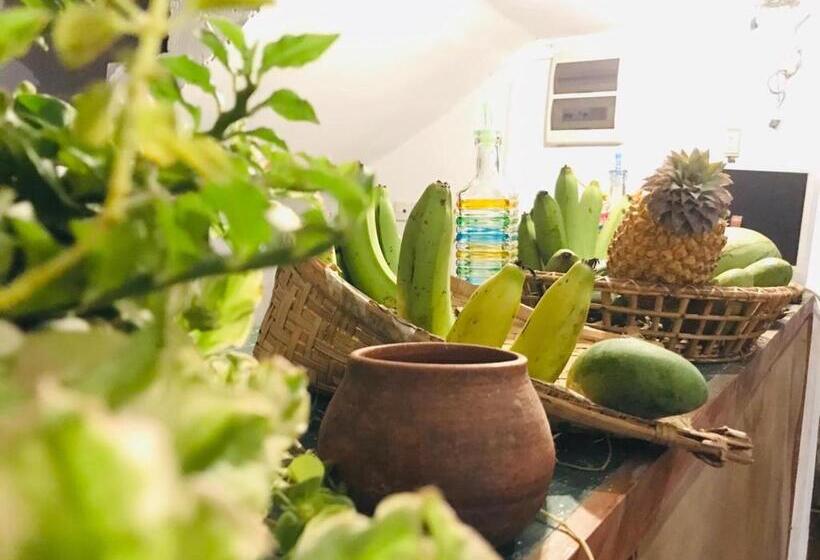 펜션 Chandima Beach Waver