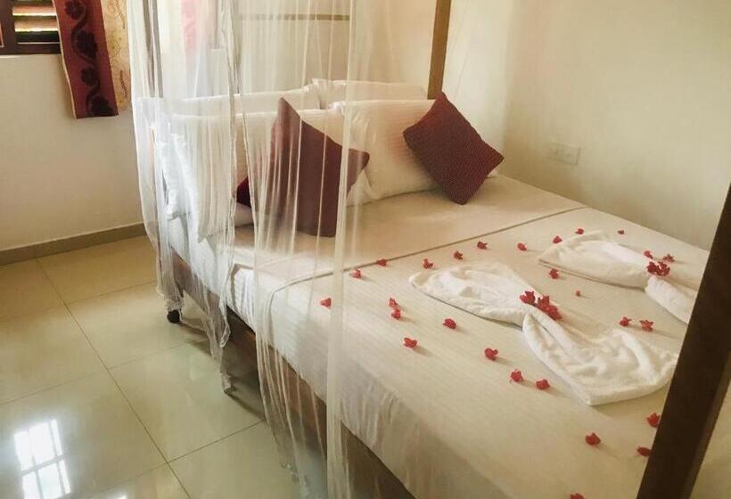 펜션 Chandima Beach Waver