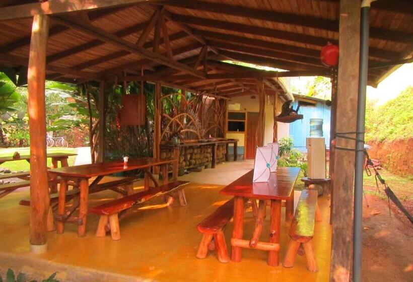 پانسیون El Chontal