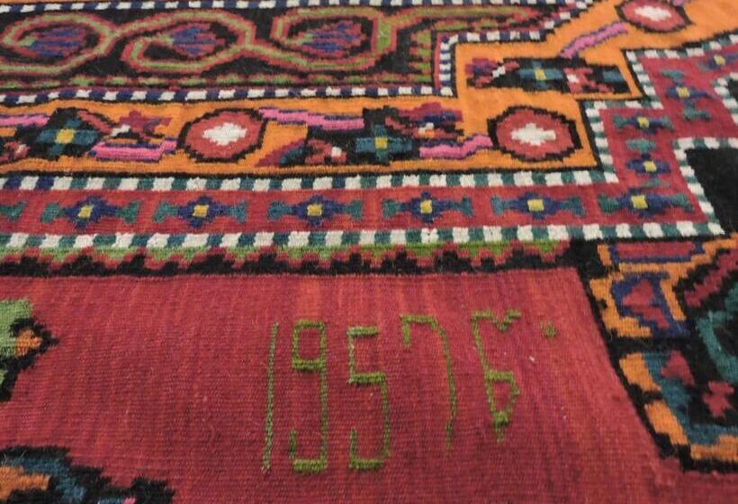 پانسیون Ethno House Inn Tianeti