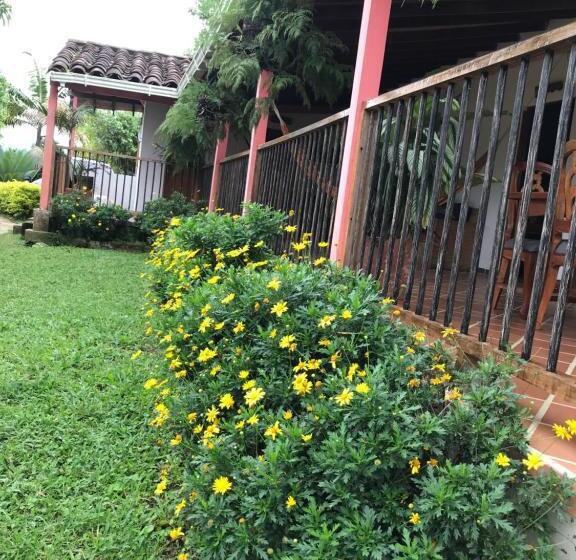 פנסיון Finca Hotel Los Azahares