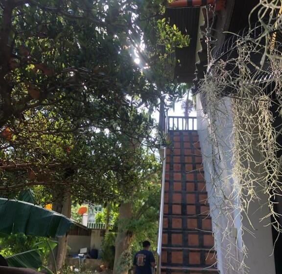 פנסיון Game Bar