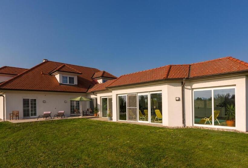 膳宿费 Gästehaus Wutschitz