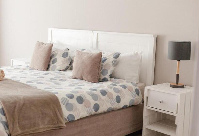 بنسيون Julinas Guesthouse