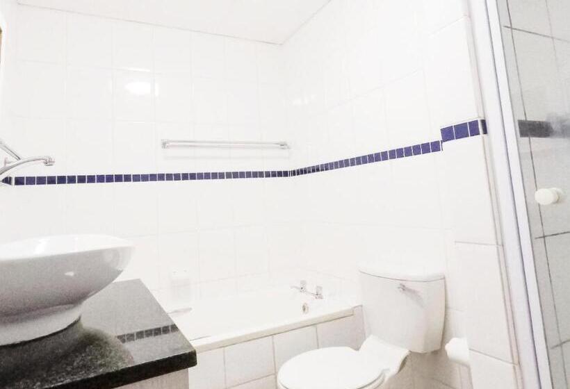 بنسيون Julinas Guesthouse