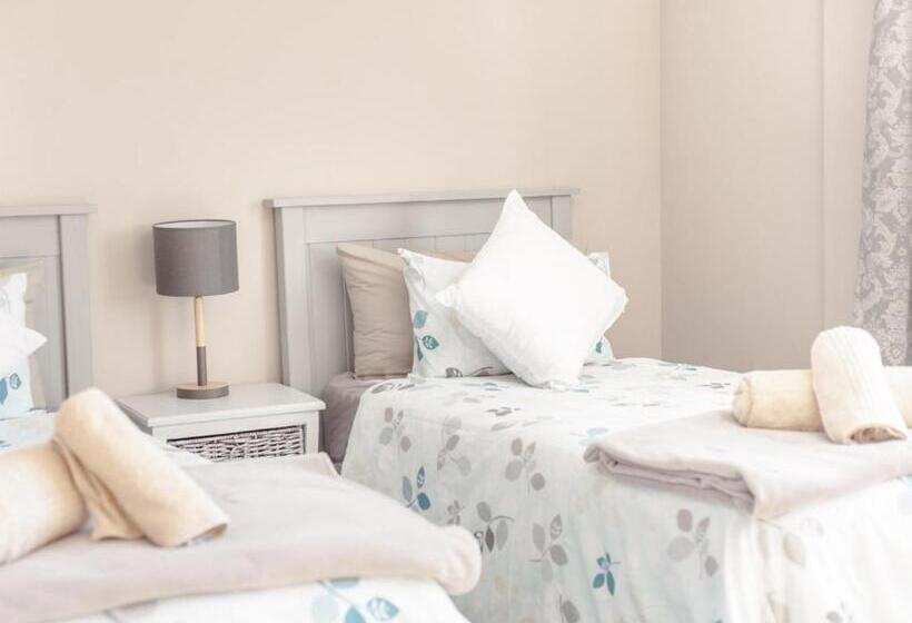 بنسيون Julinas Guesthouse