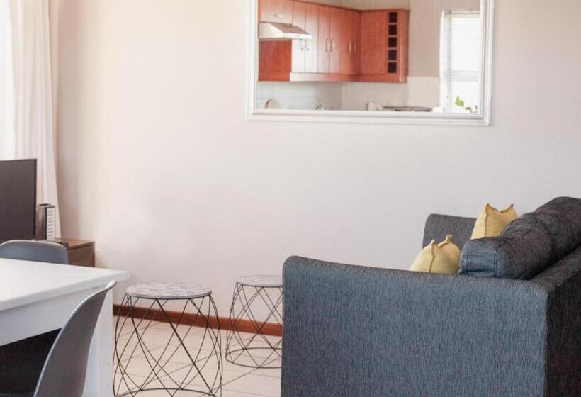 بنسيون Julinas Guesthouse