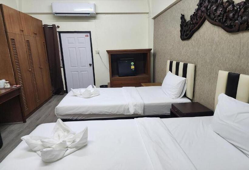 פנסיון Kim Hotel At Bangplong