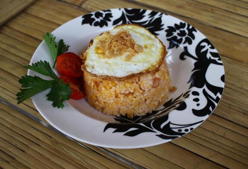 膳宿费 Larosa Homestay