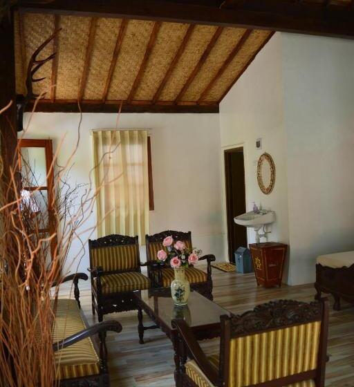 膳宿费 Larosa Homestay