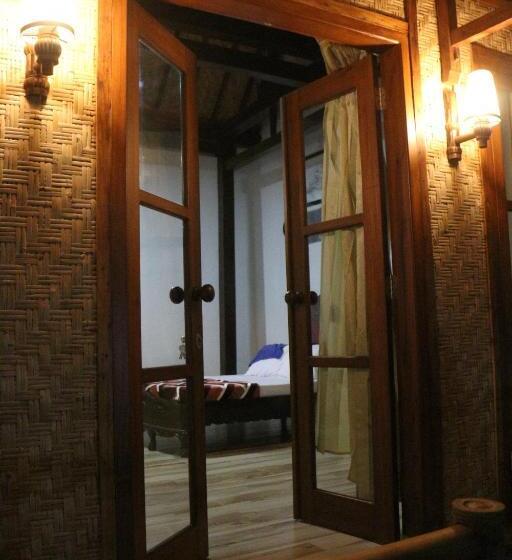 膳宿费 Larosa Homestay