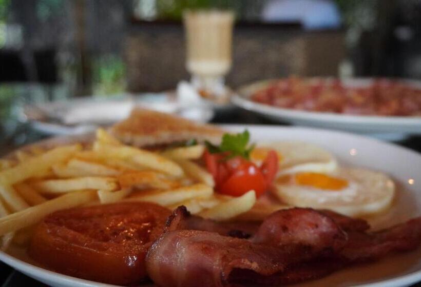 ペンション Letsitele Guesthouse