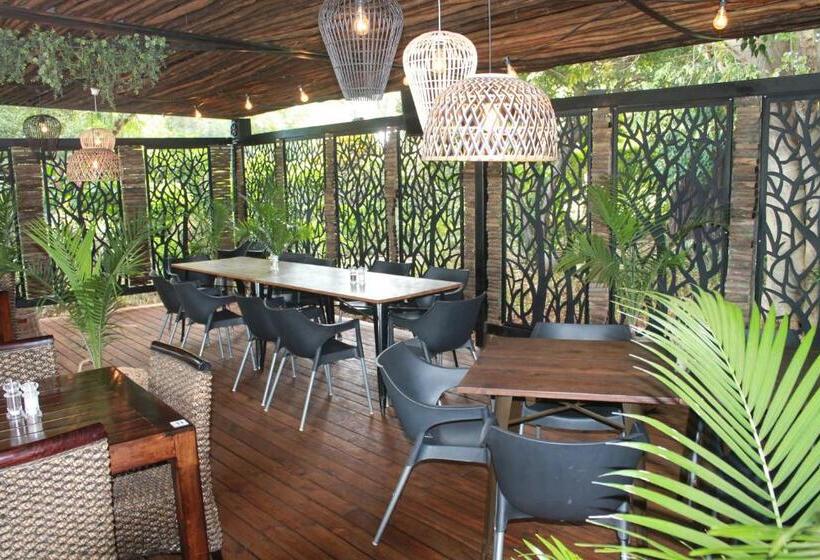 Пансион Letsitele Guesthouse