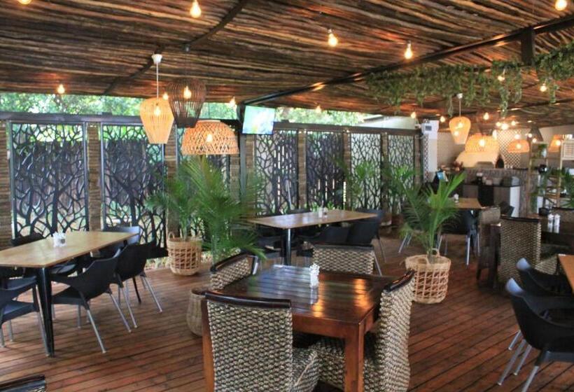 ペンション Letsitele Guesthouse