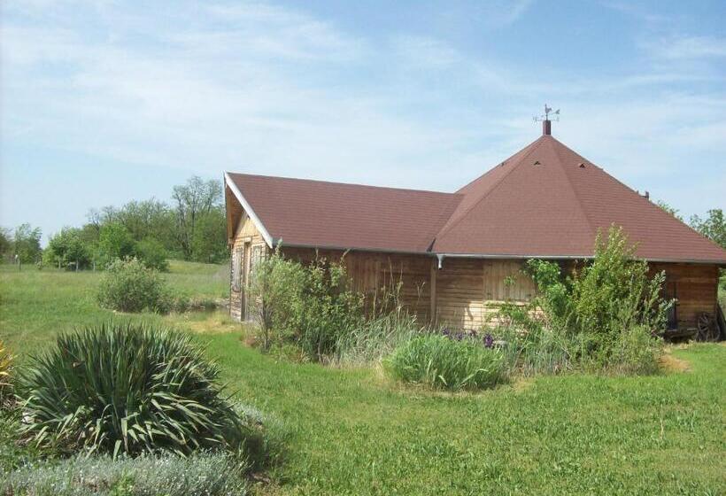 פנסיון Lila Akác Vendégház