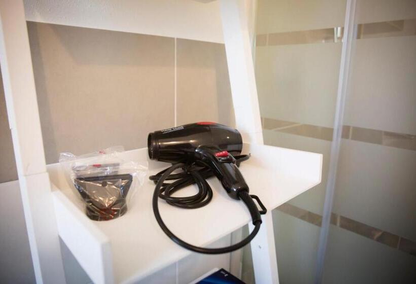 פנסיון Luca S Rooms