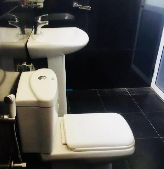 פנסיון Mahida Gust House