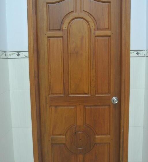 پانسیون Nhà Nghỉ Hoa Lý