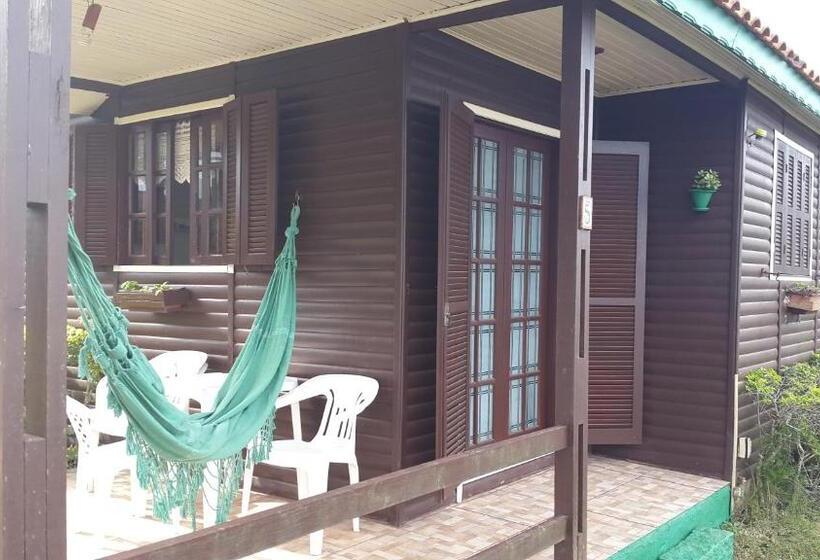 پانسیون Residencial Emery Village