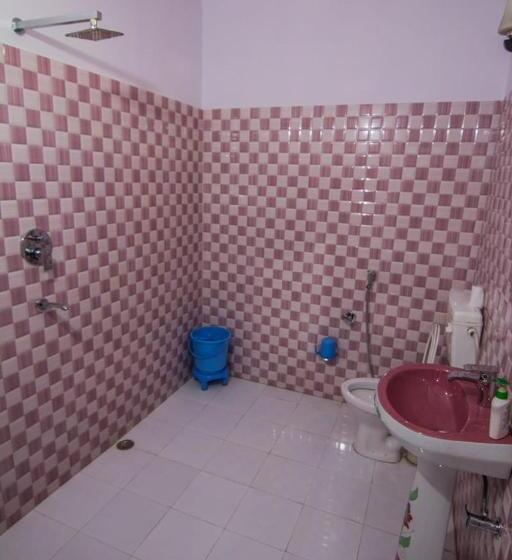 بنسيون Sanctuary Tourist Lodge