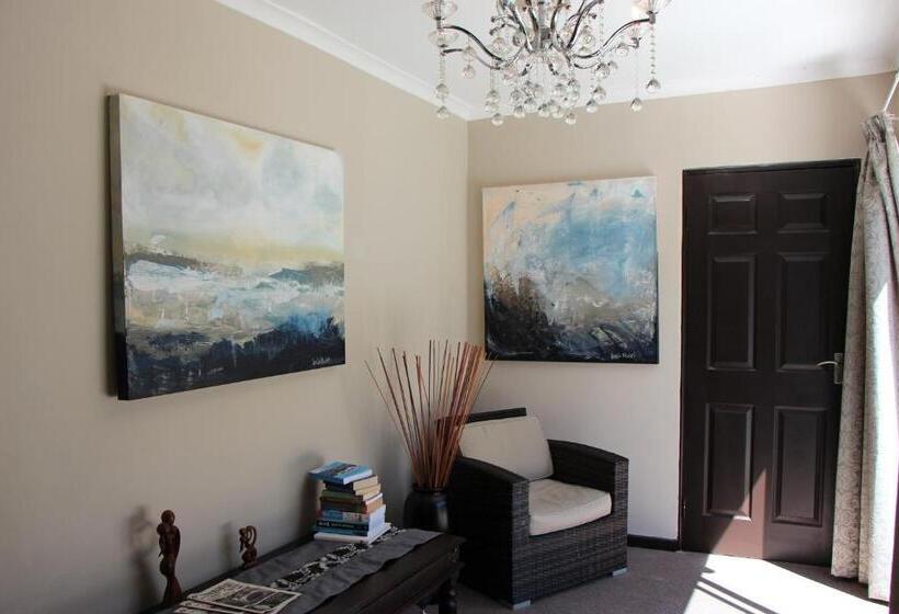 بنسيون Seaside Hermanus Guest Room