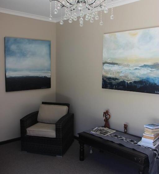 بنسيون Seaside Hermanus Guest Room